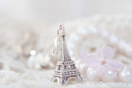 ♥Paris♥ - eiffel, paris, delicate, purity, pearls, softness beauty, tower, flower