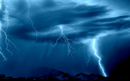 Lightning Storm in the Mountains - Rain, Storm, Mountains, Lightning