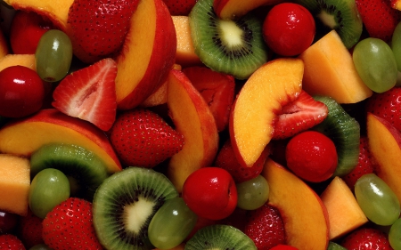 A lot of slices - nature, strawberry, kiwi, food, colors, slices, fruit