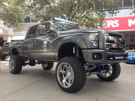 Ford_F250_Super_Duty - ford, truck, lift, gray