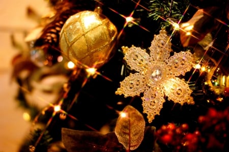 MERRY CHRISTMAS - glitters, decoration, holidays, christmas