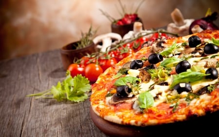 Pizza - photography, vegetables, delicious, food, pizza