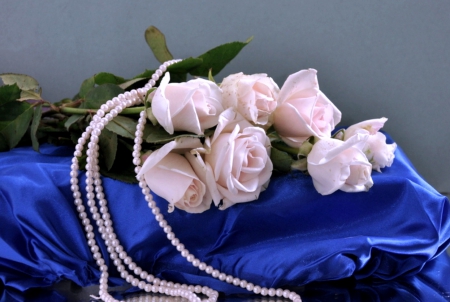 ~ ✿ ~ - roses, pearls, image, expression, color, new, wallpaper