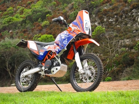 KTM 690 Enduro R - bike, ride, rally, thrill