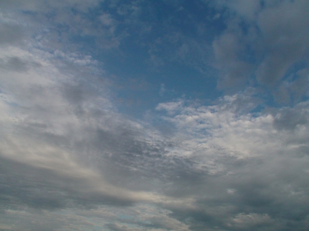 Cloud Shot at Noon - clouds, mid, blue, noon, light, day, passing, sky