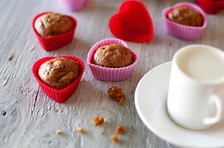 *** CUPCAKES OF LOVE *** - cupcakes, love, food, hearts