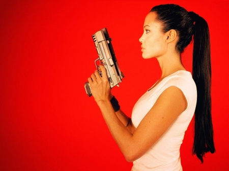 Angelina Jolie - angelina jolie, angelina, actress, laura craft, pistols, guns, model, jolie