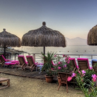 fabulous polynesian seaside terrace hdr