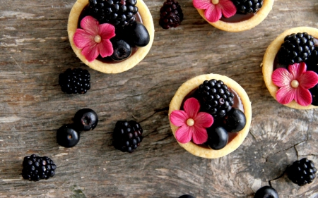 Sweet little tarts - berry, tart, black, wood, pink, dessert, food, sweet, flower