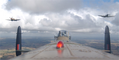 Lanc & Escort - warbird, bomber, lancaster, lanc