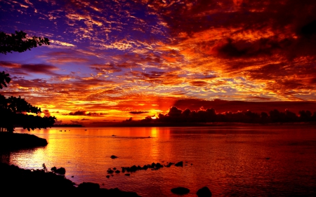 DRAMATIC SUNSET - nature, sunset, sea, clouds