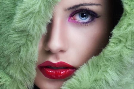 Pretty Face - face, lady, model, fur, green