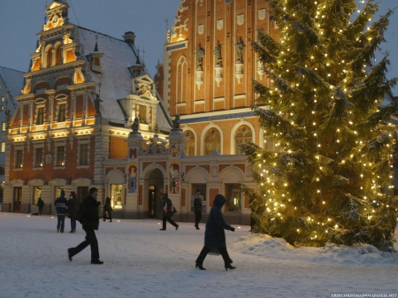 Christmas Town - christmas city, Christmas Town, christmas village, christmas tree, giant christmas tree