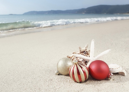 ☀ Christmas Sugar Beach ☀ - christmas, starfish, globes, nature, beach, sunshine