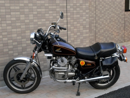 Honda CX500 - bike, ride, thrill, adventure