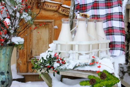 Holidays Milk - a sosit, lapte, pentru, cozonaci