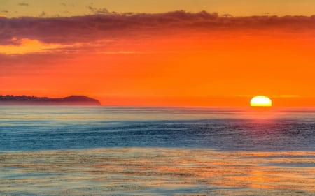 Sunset on the Pacific Coast - water, ocean, sunset, clouds