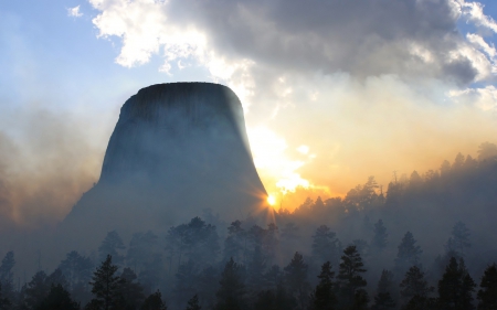 morning fog at devils tower in wyoming - forest, cliff, fog, tower, sunrise