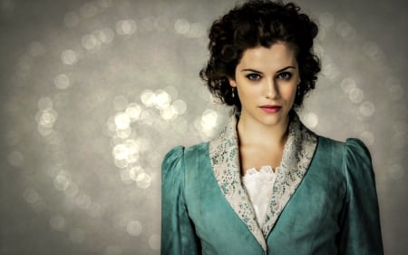 Jessica De Gouw as Ilona - woman, actress, girl, ilona, tv series, vampire, glitter, blue, jessica de gouw, by cehenot, dracula