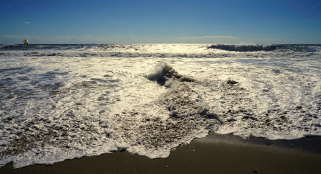 sensualis - beach, sun, song, black piano, sea, natalie