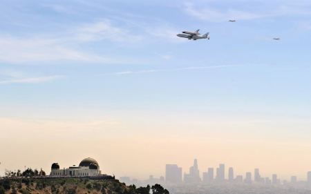 the shuttle endeavour arriving in los angeles - shuttle, sky, city, plane, obsevatory