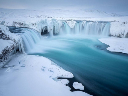 Icy stream - north, stream, waterfall, white, arctis, cold, river, glacier, frozen, ice, lake, alaska, winter, wallpaper, hd, nature, snow, blue, frost