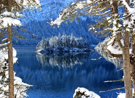 Winter lake - calm, quiet, trees, winter, beautiful, snow, mirrored, lovely, reflection, mountain, white, serenity, frost, lake