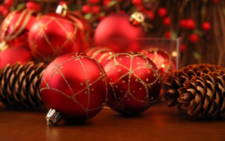 Xmas Balls - ornaments, decoration, red, festive