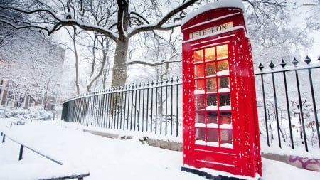 Phone Booth - snow, phone booth, london, winter