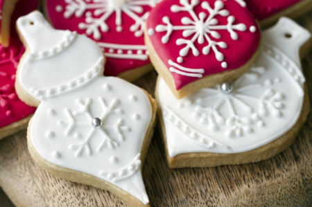 Delicious Christmas â™¥ - delicious, snowflakes, sugar, christmas, cookies, white, holidays, pink, cook