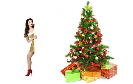 Michelle Trachtenberg - woman, gift, shoe, white, yellow, box, green, tree, michelle trachtenberg, actress, girl, stiletto, christmas, fir, red, by cehenot, dress