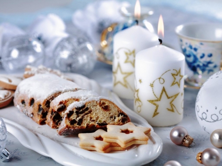 Table  arrangement for Christmas - beauty, candles, photography, white, silver, globes, tasty, arrangement, table, golden, stars, christmas, cake, holidays, abstract, blue, porcelain