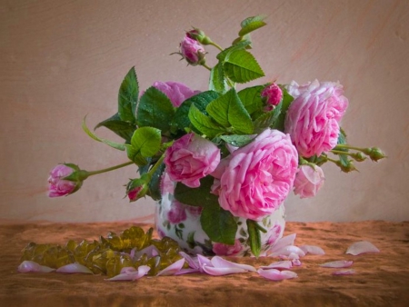 Beautiful roses - roses, colorful, wallpaper, still life, vase, floral, petals, pink, scent, flowers, natural