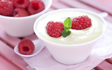 *** Dessert *** - dessert, food, raspberries, pudding