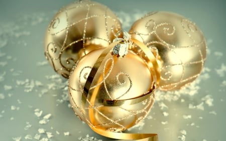 Christmas - pretty, snow, photo, happy, holiday, merry christmas, nice, winter, decoration, beautiful, balls, photography, lovely, christmas, colorful, new year, cold, background