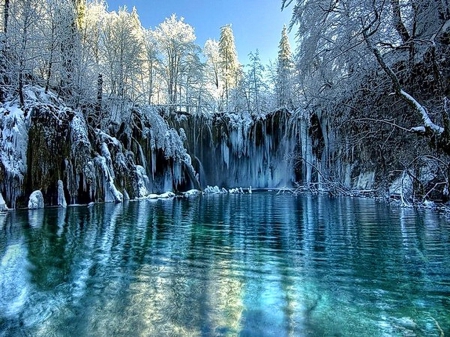 Winter - beauty, ice, lake, sky, trees, water, winter, nature, white, snow, blue, fantastic