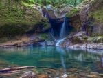 devils punch bowl falls in angwin california hdr