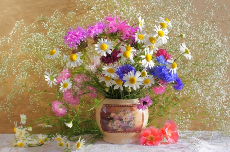 Floral rainbow - pretty, leaves, flowers, daisies, elegance, rainbow, scent, field, nice, vase, beautiful, fragrance, lovely, still life, petals, bouquet, harmony, colorful, tender, floral