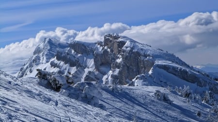 beautiful rocky mountain peak in winter - clouds, winter, peak, cliff, mountain, rocks