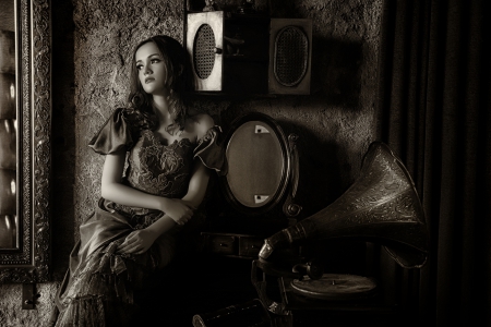 Photo Retro - dressed, gramophone, photography, old, girl