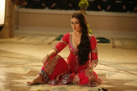 Kareena Kapoor - people, model, kareena kapoor, fun, actress, celebrity