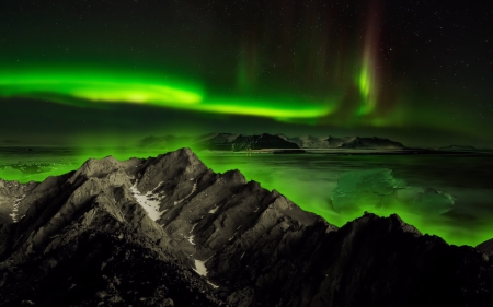 Alien - lava, alien, green, hd, lake, rocks