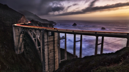 route 101 bridge on pasific coast hdr