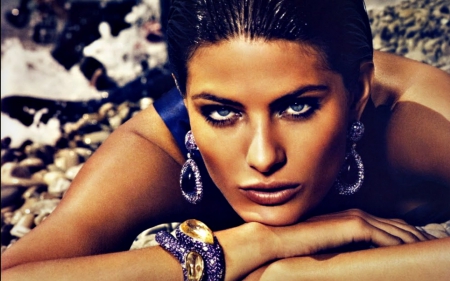 Isabeli Fontana - woman, beauty, girl, isabeli fontana, summer, model, earrings, purple, blue