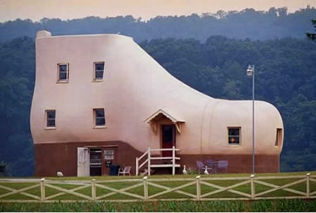 Shoe House - shoe house, funny, photography, funny photography, houses, architecture