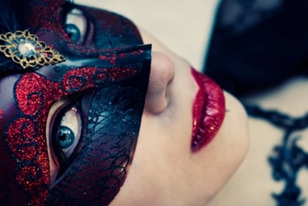 Woman - blue, eyes, eye, behind, red lips, masks, lips, fantasy, blue eye, lady, mask, red, woman, blue eyes