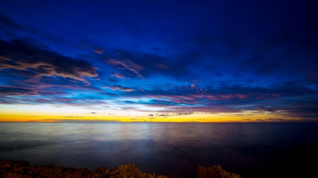 fantastic ocean sunset - horizon, shore, sunset, sea, colors