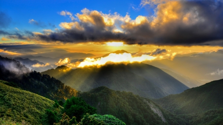 magnificent mountain sunrise - mountains, wallpaper, beams, sky, forests, clouds, new, nature, sunrise