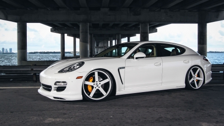 2012-Porsche-Panamera-4S-T5-Deep-Concave-wheels - canamera, sports, 4s, porsche, cars