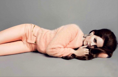 Lana Del Rey ~ Just Peachy - singer, girl, lana, delrey